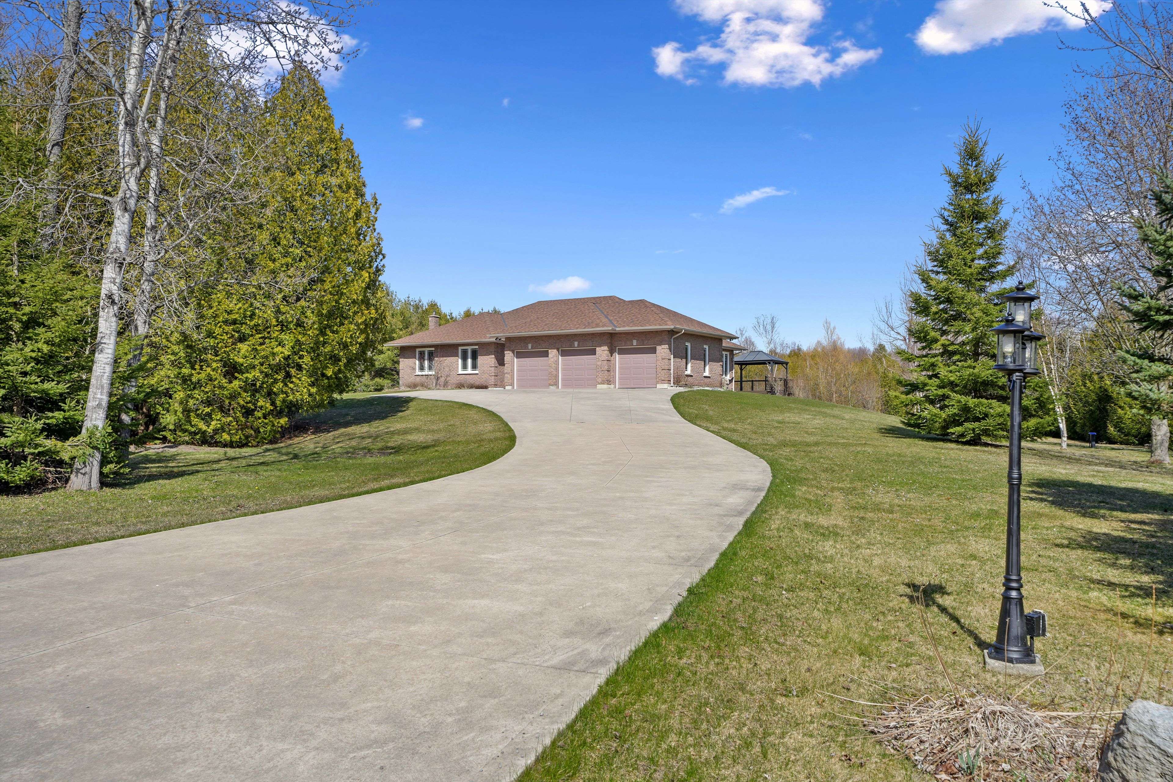 Alnwick/haldimand, ON K0K 2G0,393 Nawautin DR N