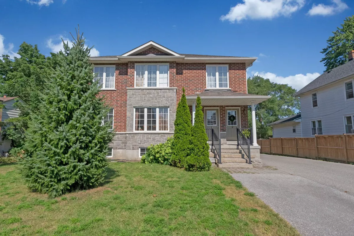 Whitby, ON L1N 4C2,409 Perry ST