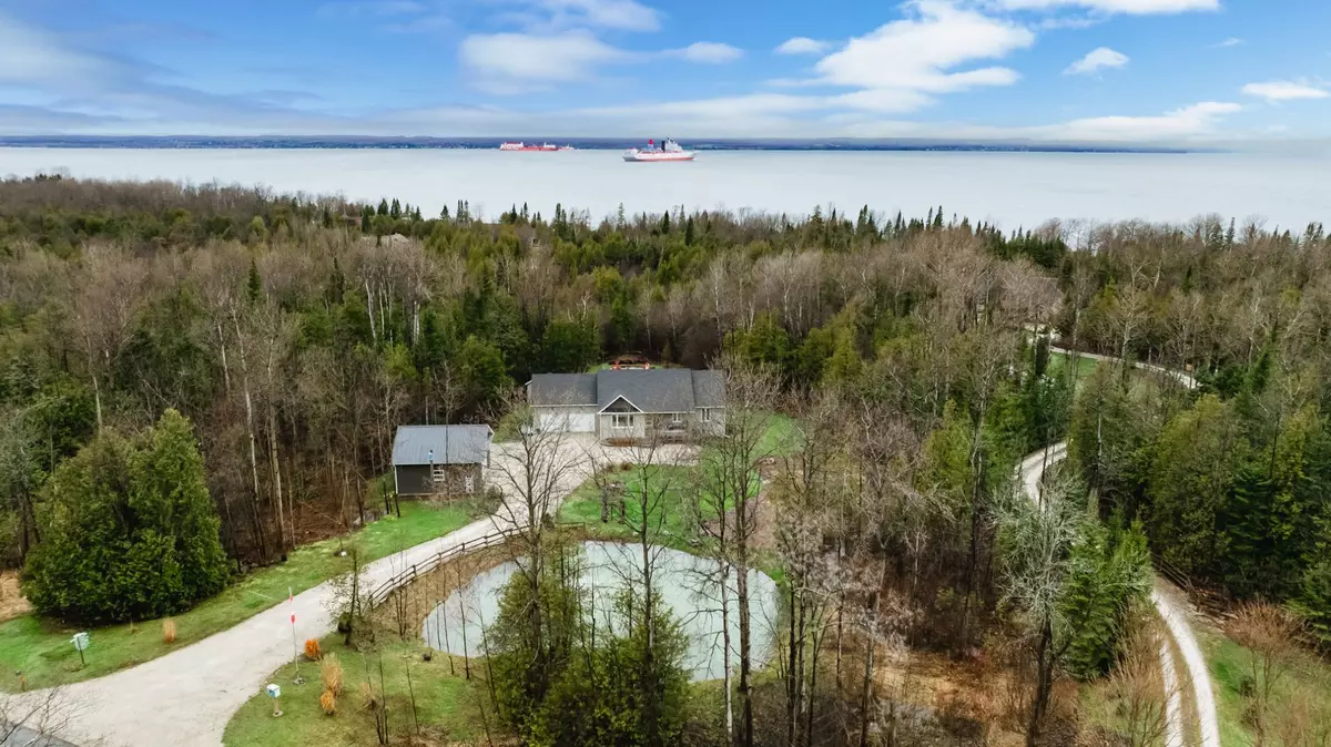 Meaford, ON N0H 1B0,350026 Bayshore RD