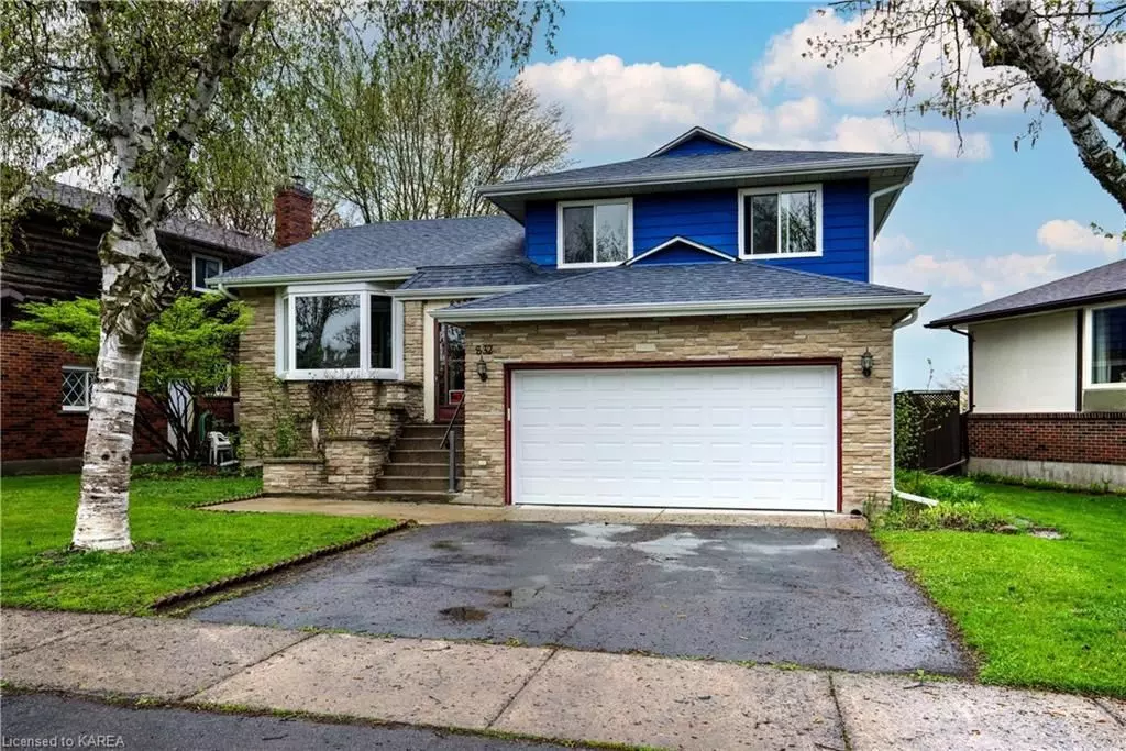 Kingston, ON K7P 1B9,832 Purcell CRES