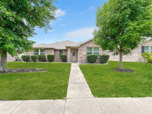 1604 Harvest Crossing Drive,  Wylie,  TX 75098