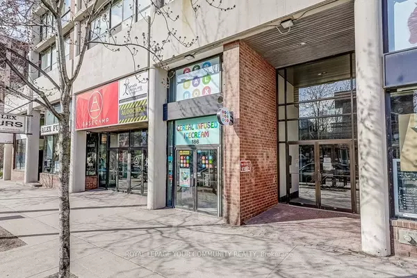 Toronto C01, ON M5T 3A4,188 Spadina AVE #305