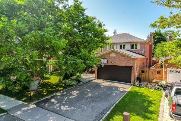 Oakville, ON L6J 7B5,1438 Winterbourne DR