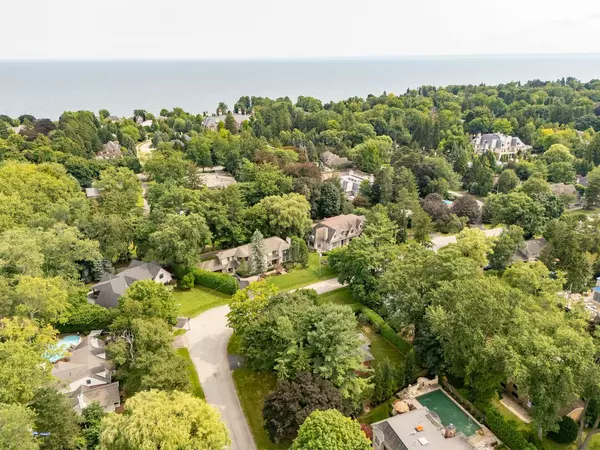 Oakville, ON L6J 4H1,162 Dianne AVE