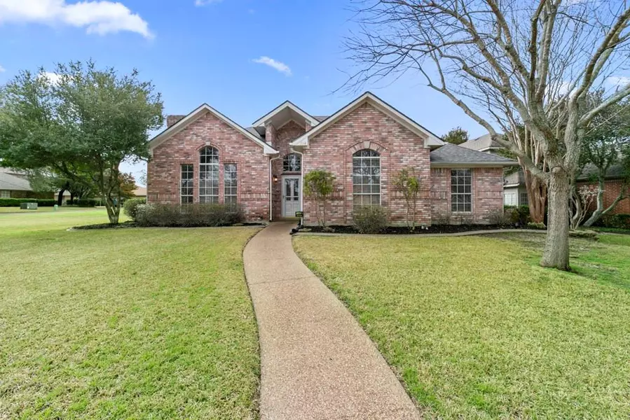 714 Singing Hills Drive, Garland, TX 75044