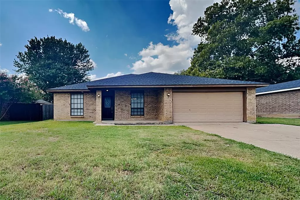 Bedford, TX 76021,2925 Beachtree Lane