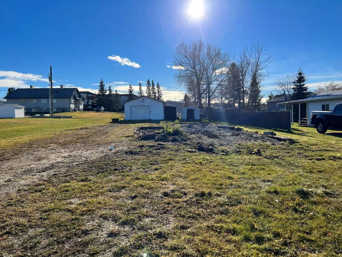 Valleyview, AB T0H 3N0,5004 52 AVE