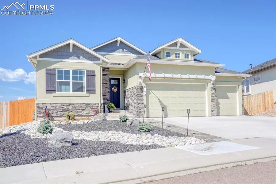 8122 Wheatland DR, Colorado Springs, CO 80908