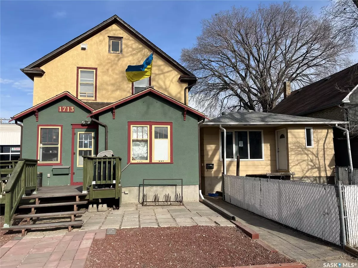 Regina, SK S4P 1R8,1713 John STREET