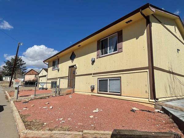 Pueblo, CO 81001,1529 Oakshire Lane