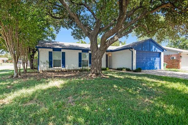 7101 Lancashire Drive, North Richland Hills, TX 76182