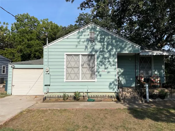 2110 Oakwood Street,  Haltom City,  TX 76117