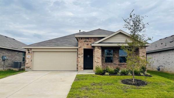 4144 AZAM CREEK Lane, Fort Worth, TX 76036