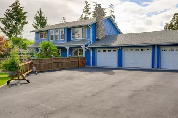 North Saanich, BC V8L 5M3,831 CLAYTON Rd