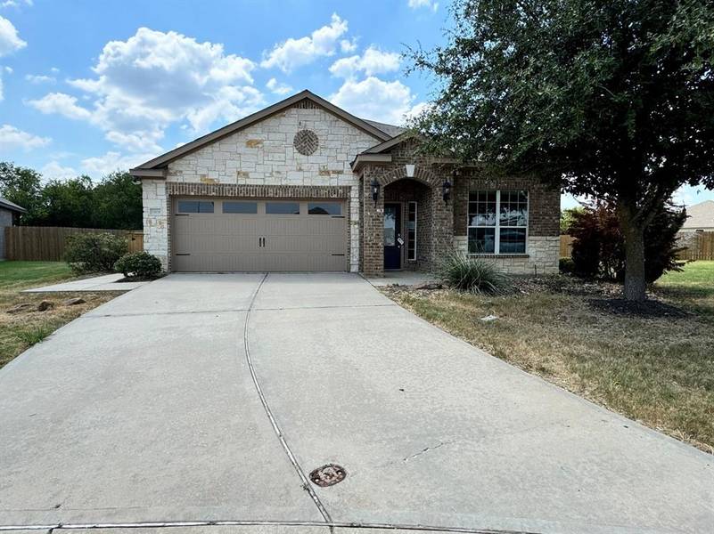 13424 Hartland Street, Crowley, TX 76036