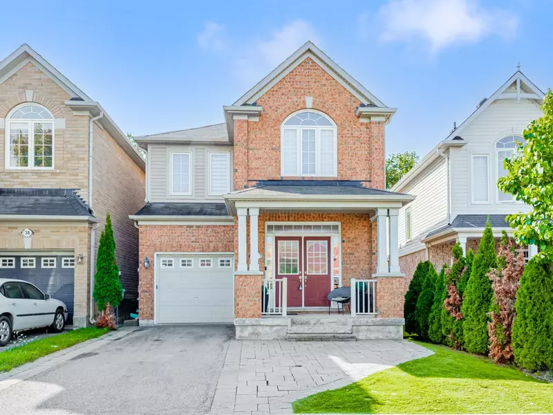 34 Elmeade LN, Whitchurch-stouffville, ON L4A 0P6