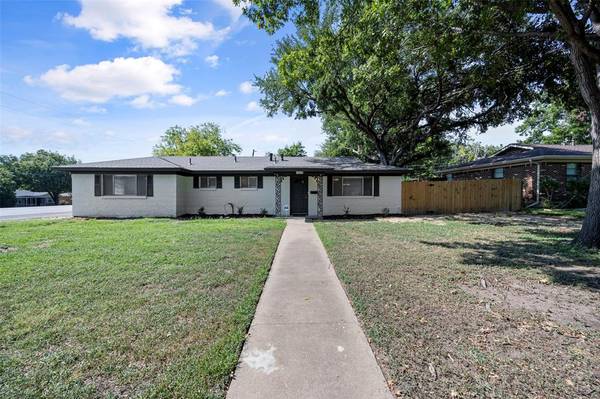 5428 Mallory Drive, Haltom City, TX 76117