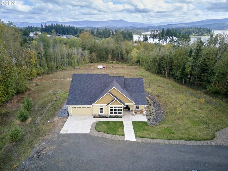 426 SILVER SHORES DR, Silver Lake, WA 98645