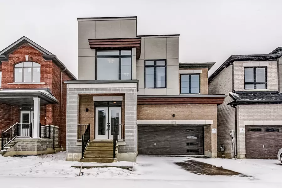 14 Sambro LN, Whitchurch-stouffville, ON L4A 5E2