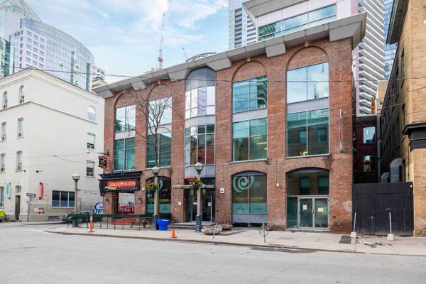 14 Duncan ST #205, Toronto C01, ON M5H 3G8