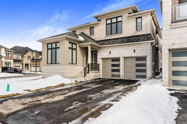 7 Ballanview CT, Whitchurch-stouffville, ON L4A 7X4