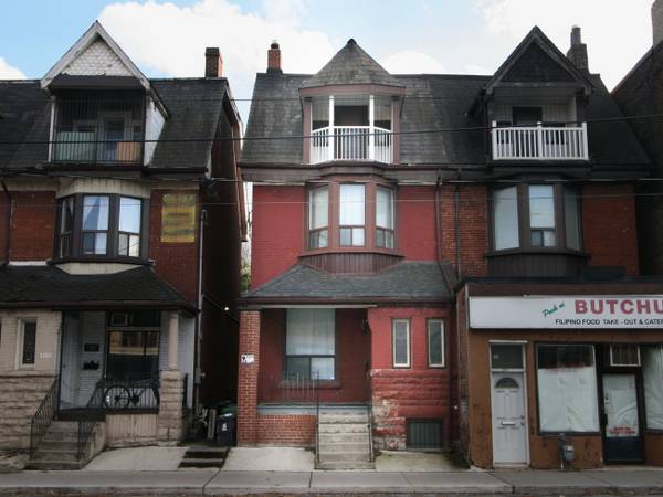 1309 King ST W, Toronto W01, ON M6K 1G9