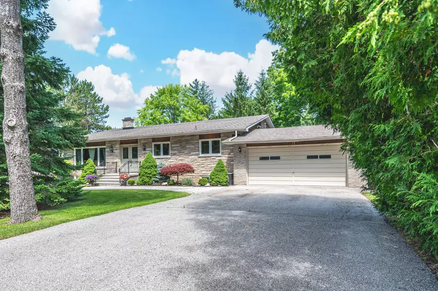 31 Park CRES, Richmond Hill, ON L4E 3J5