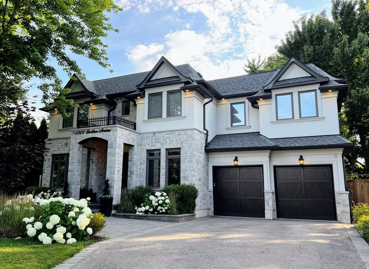 Oakville, ON L6L 2P9,1325 Sheldon AVE