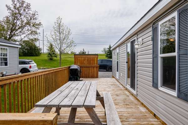 Prince Edward County, ON K0K 1P0,486 Cty 18-71 Forest GRV