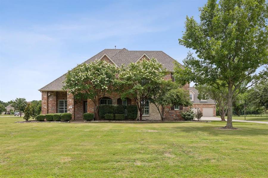 801 Saddlebrook Drive, Lucas, TX 75002