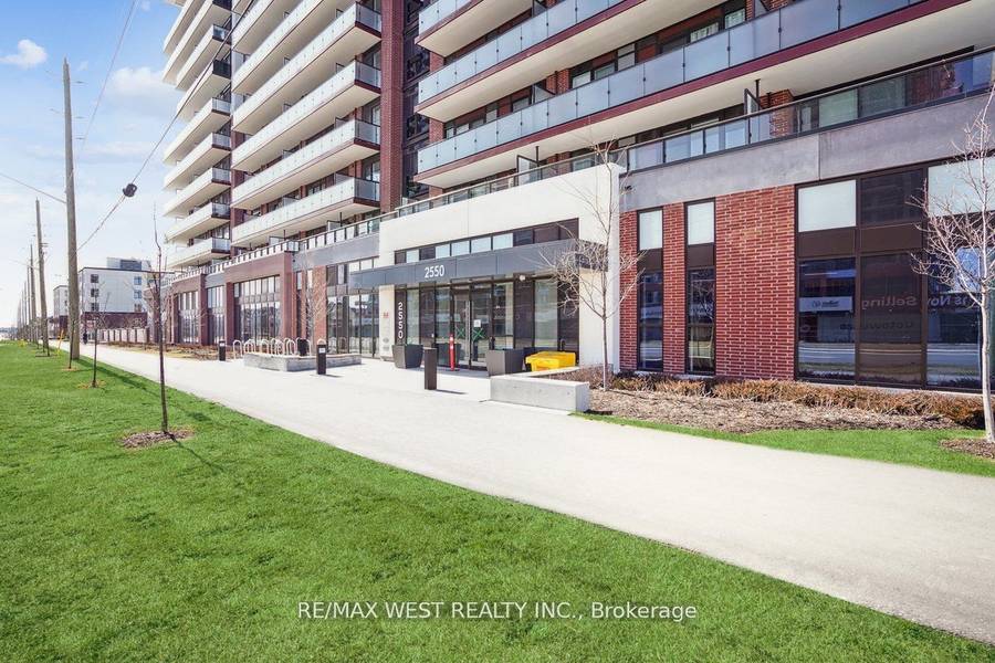 2550 Simcoe ST N #2003, Oshawa, ON L1L 0R5