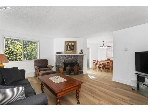 Lake Oswego, OR 97035,44 EAGLE CREST DR #19