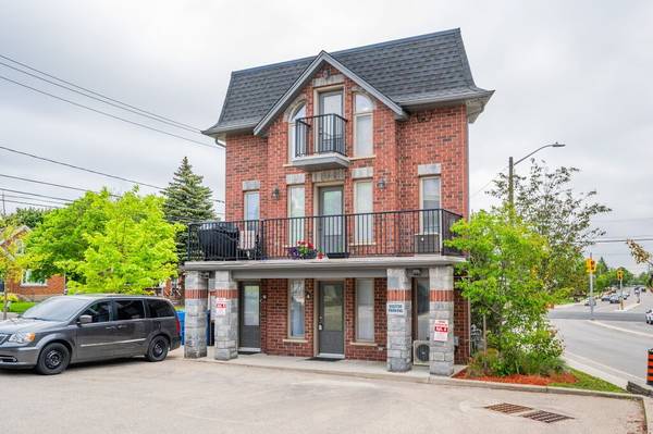 Kitchener, ON N2H 1Z7,489 EAST AVE #A