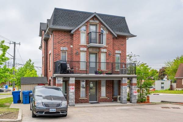 Kitchener, ON N2H 1Z7,489 EAST AVE #A