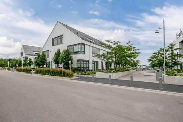 247 Broward WAY #34, Innisfil, ON L9S 0M2