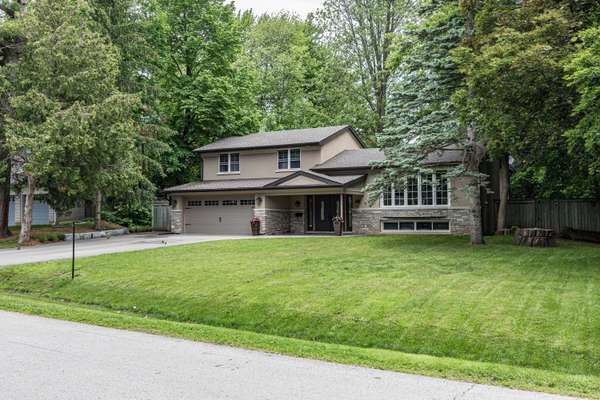 Oakville, ON L6L 4C9,165 Walby DR