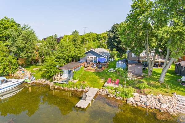 7 Gilson ST, Kawartha Lakes, ON K0M 2C0