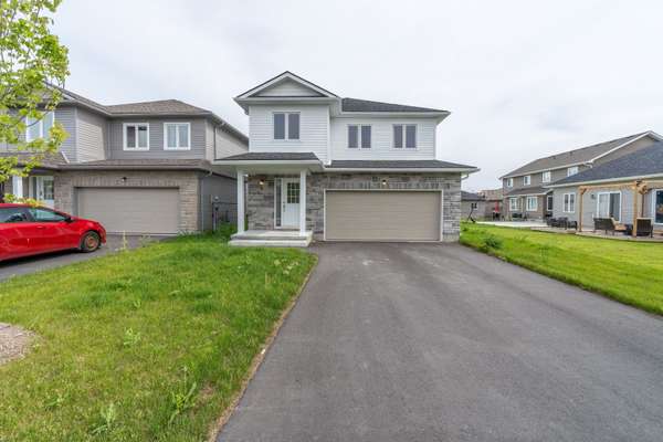 Loyalist, ON K0H 2H0,2 Millcreek DR