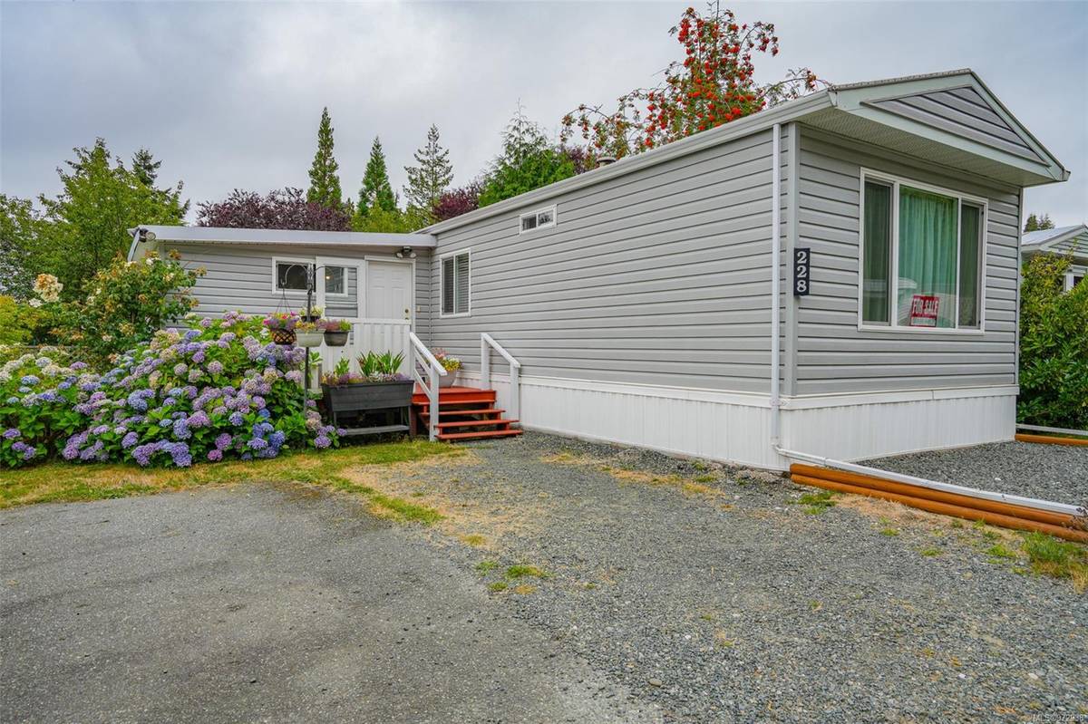 Nanoose Bay, BC V9P 9K2,2465 Apollo Dr #228