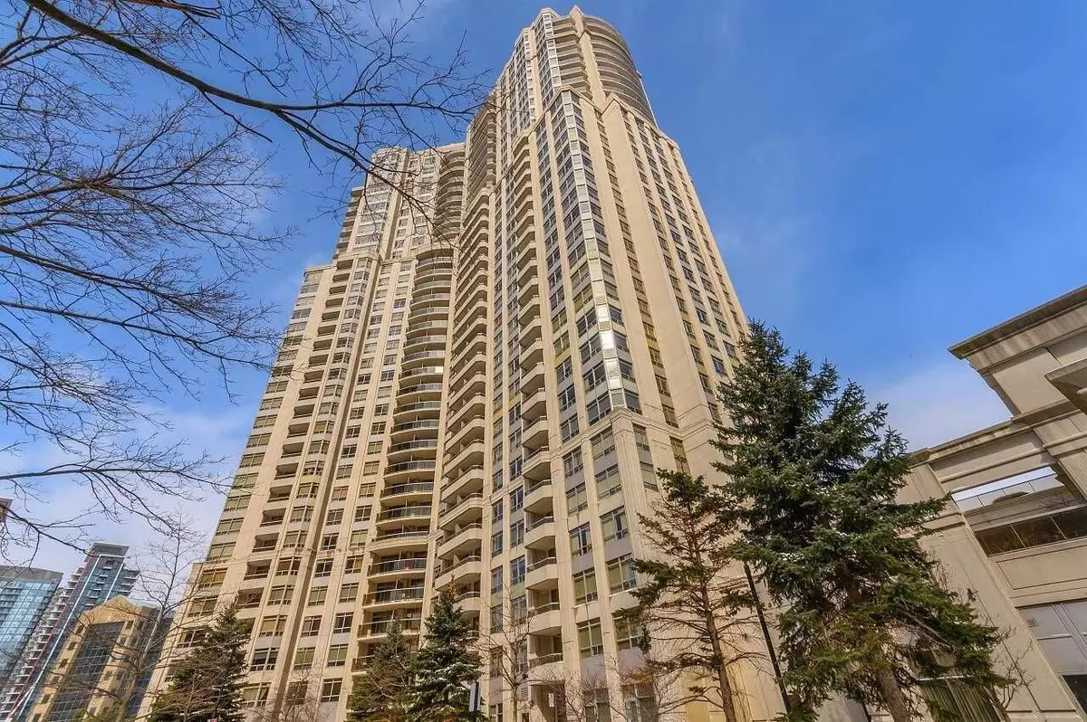 Mississauga, ON L5R 4B1,25 Kingsbridge Garden CIR #1125