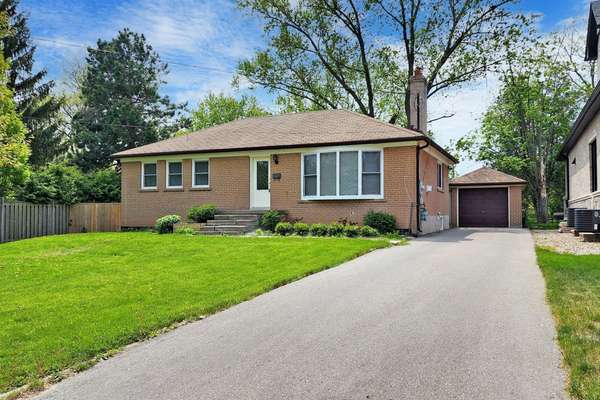 26 Elm ST, Markham, ON L3P 2V5