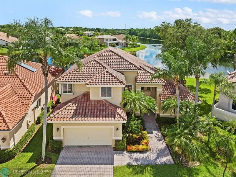 2634 Oakmont, Weston, FL 33332