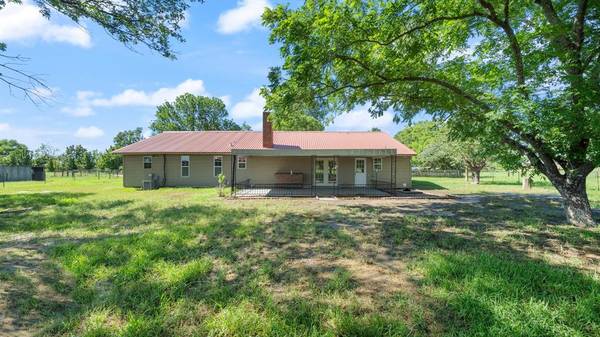 Kemp, TX 75143,12010 County Road 4037