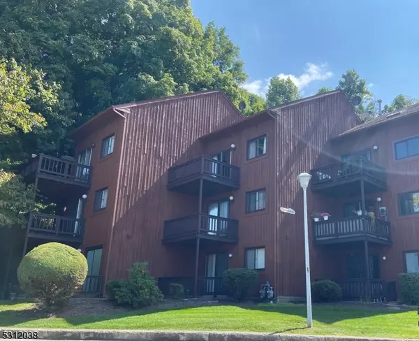 6 Brandywine Dr Unit 4 #4, Vernon Twp., NJ 07462