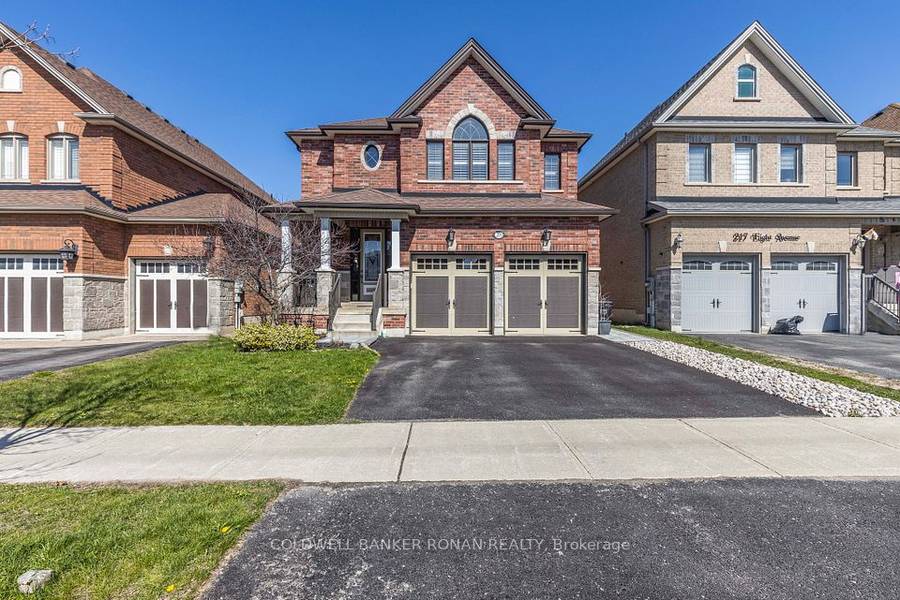 215 Eighth AVE, New Tecumseth, ON L9R 1P8