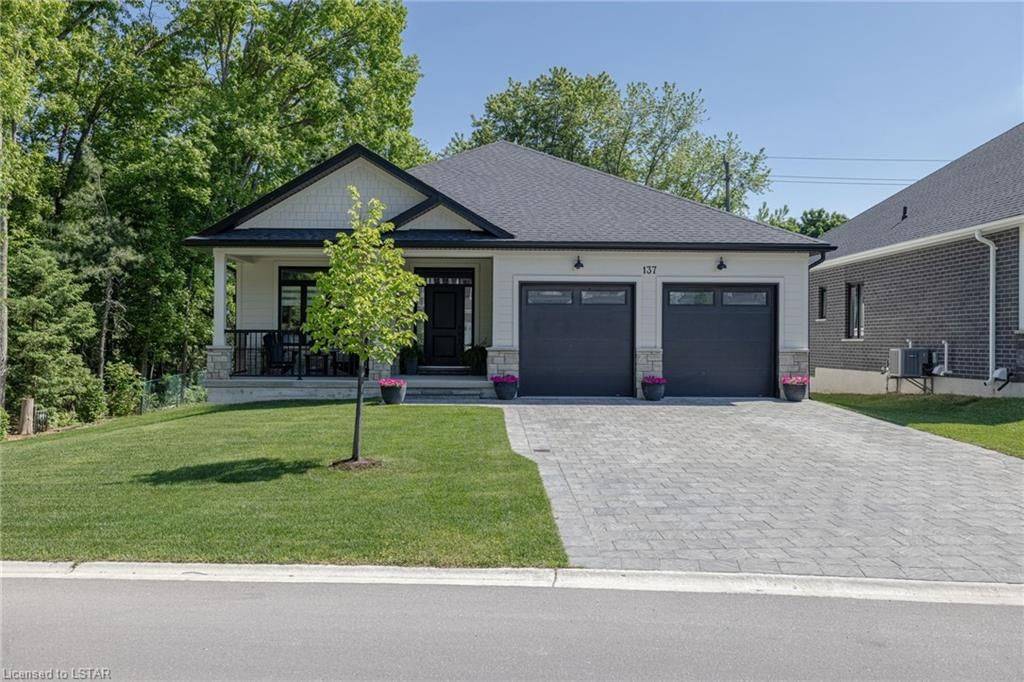 Strathroy-caradoc, ON N7G 0G9,137 RIDGE ST