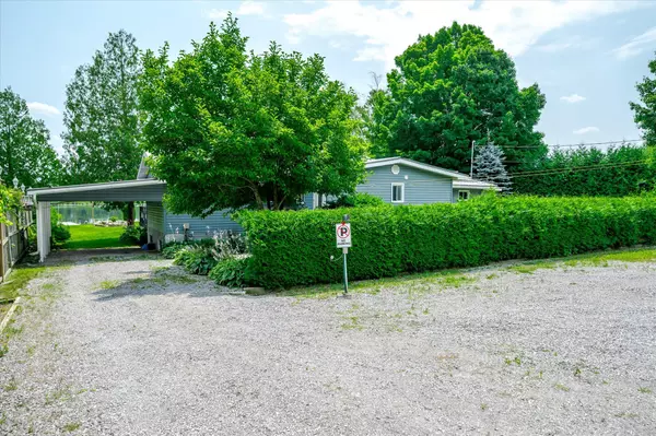 Smith-ennismore-lakefield, ON K9J 6X5,1055 Primrose LN