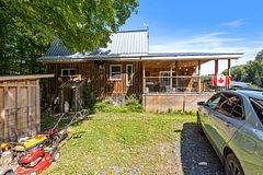 1156 St. Ola RD, Limerick, ON K0L 1W0