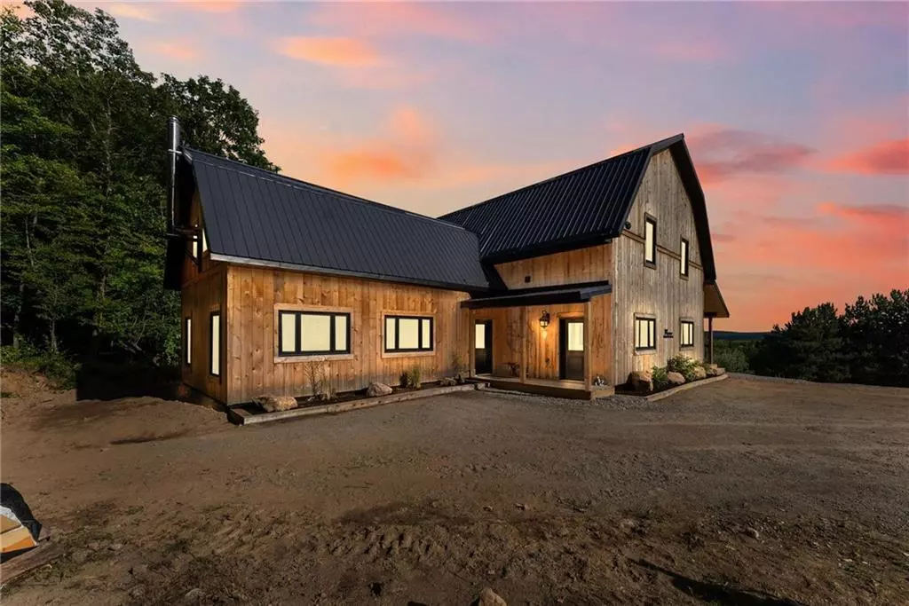 Boulter, ON K0L 1G0,263 KUNO RD