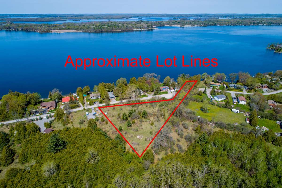 Smith-ennismore-lakefield, ON K0L 2H0,N/A Pinehurst AVE